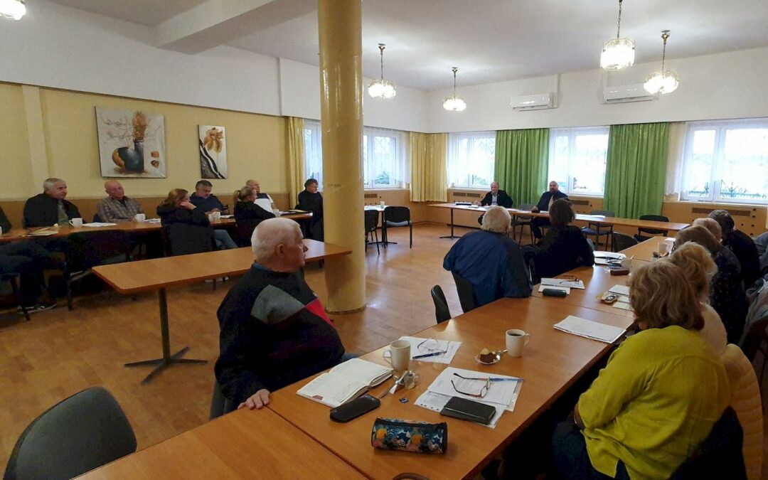 Narada szkoleniowa prezesów Rodzinnych Ogrodów Działkowych z Zabrza
